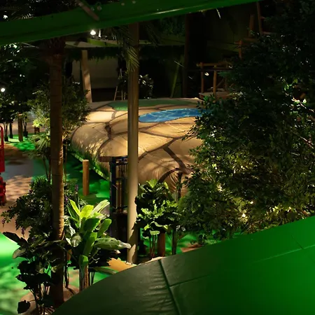 Lalandia Üdülőközpont 3*